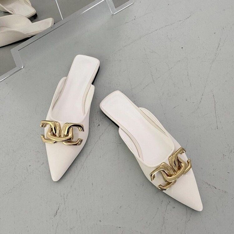 Casual pointed flat sandals for women