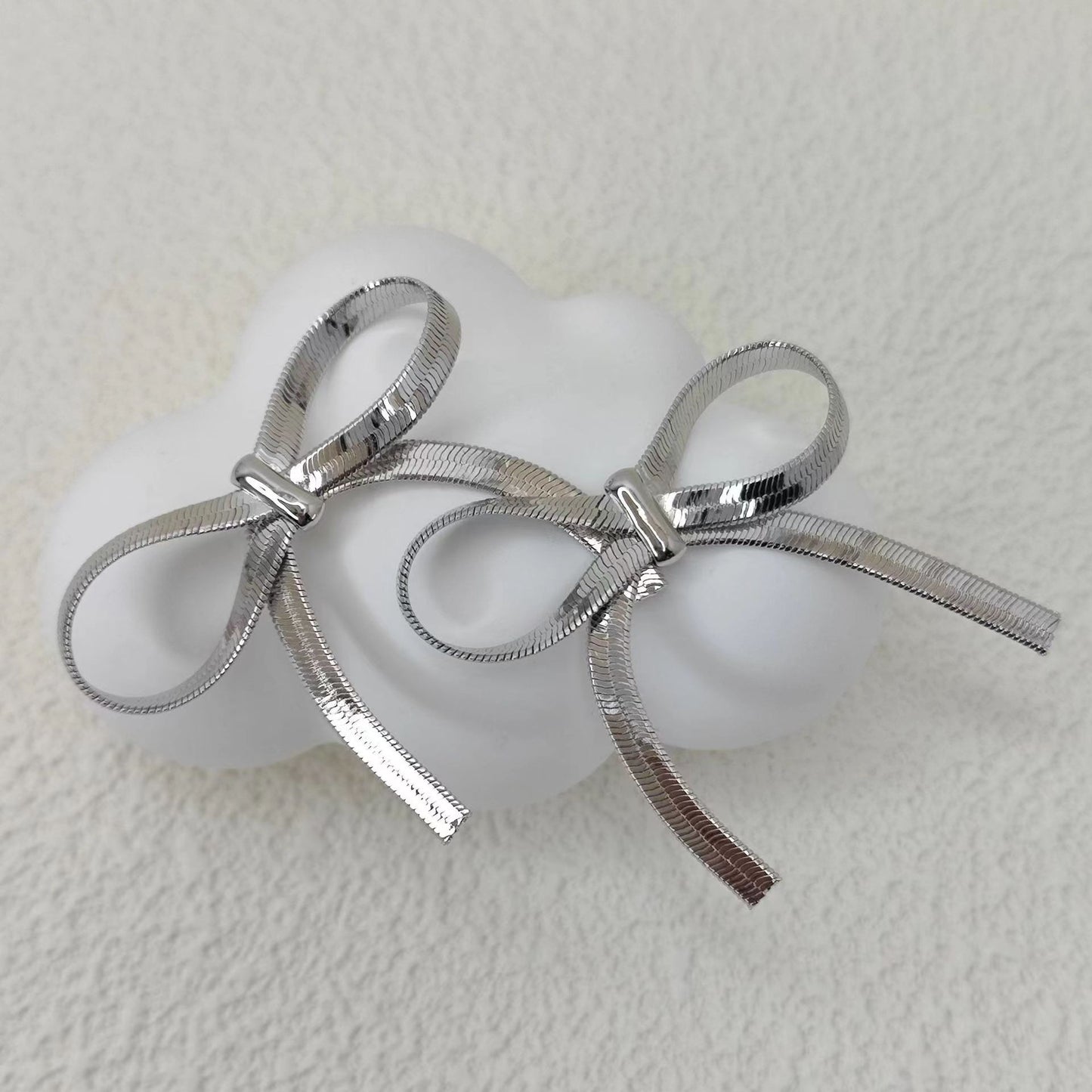 Minimalist Bow Design Earrings