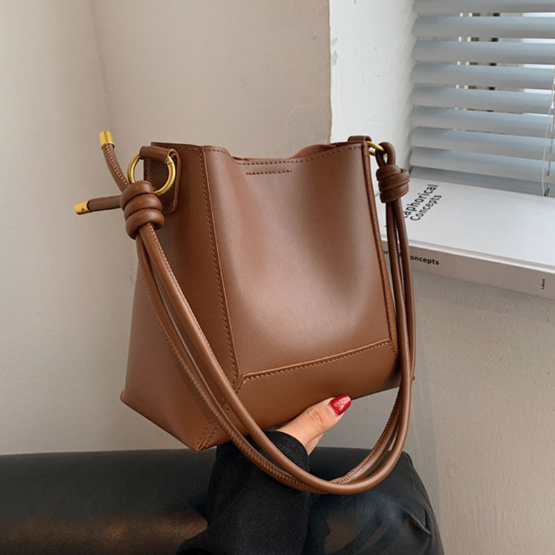 Retro Bucket Shoulder Messenger Bag